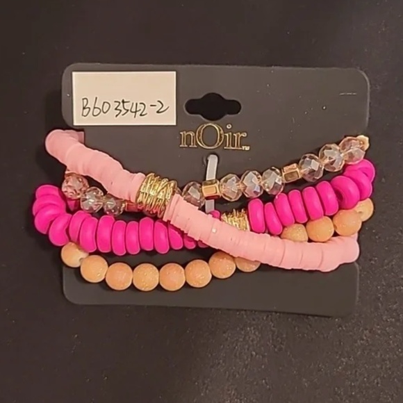 3/$25 NWT nOir Bracelet Set of 4 Beaded Stretch Bracelets - Picture 1 of 1